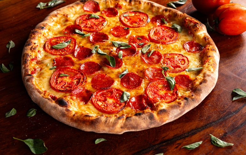 pizaa factory spicy pepperoni volcano pizza